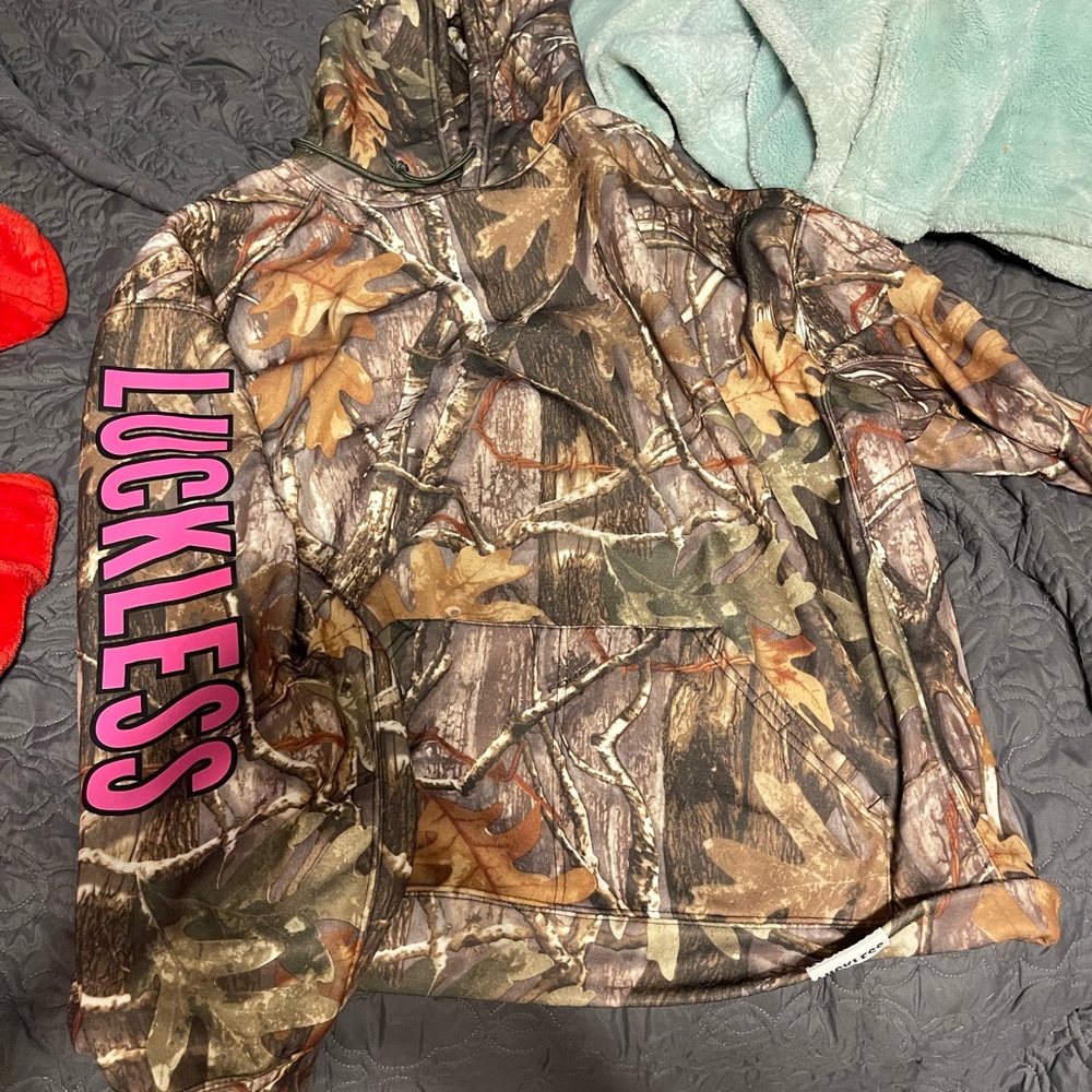 Luckless camo hoodie